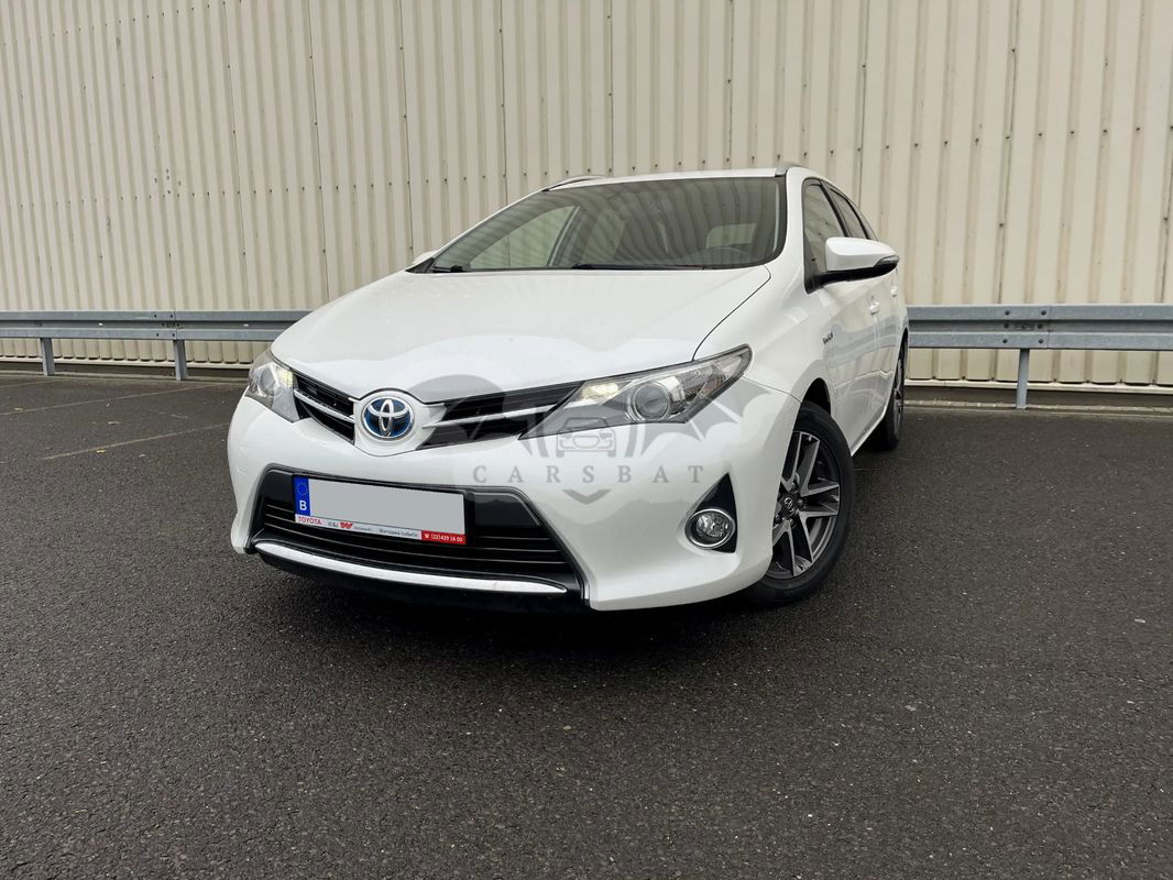Toyota Auris II 1.8 HSD Prestige NAVI 2014