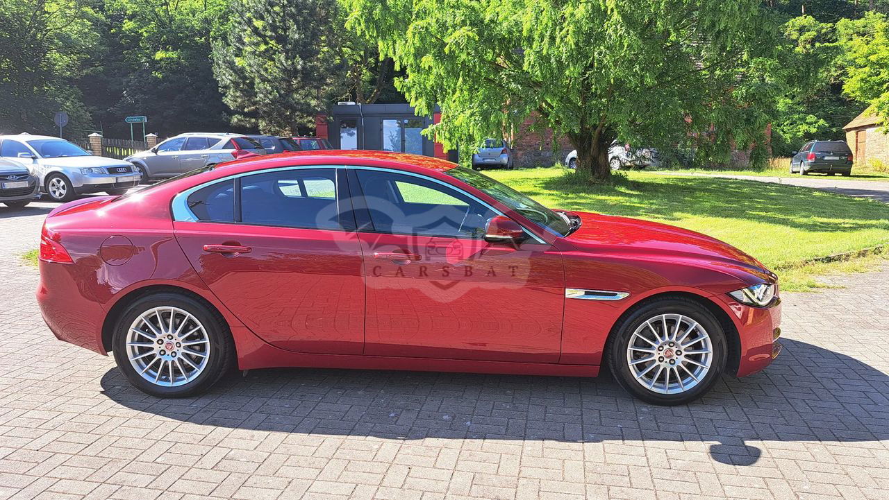 Jaguar XE 2.0 D Pure 2015