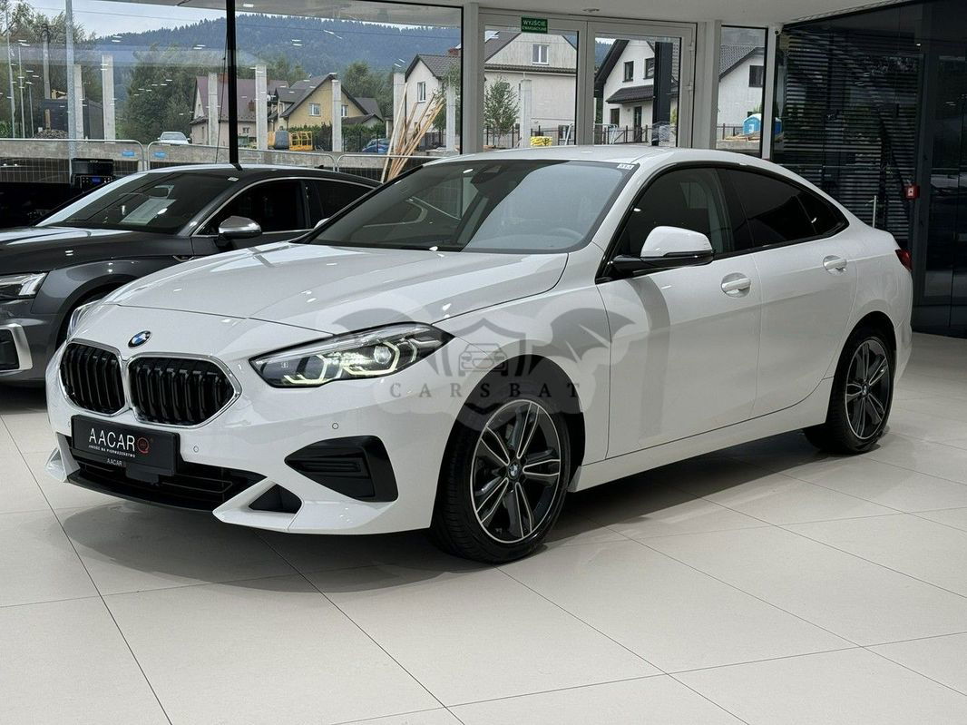 BMW 2 Series 218i Sport Line 2022