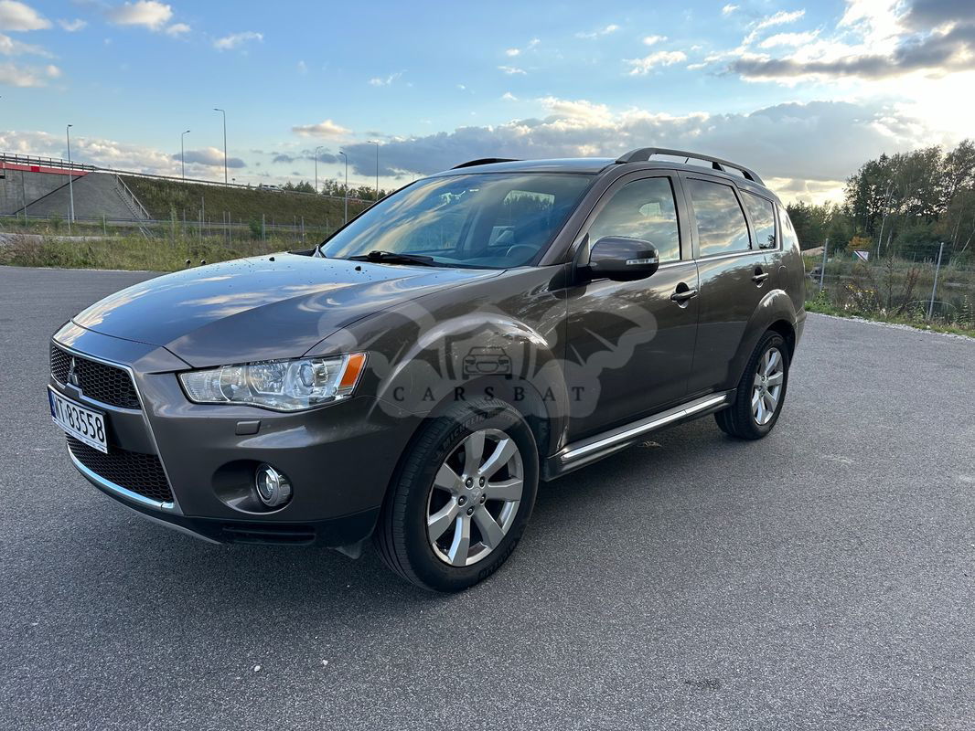 Mitsubishi Outlander II 2.4 Instyle NAVI CVT 2012