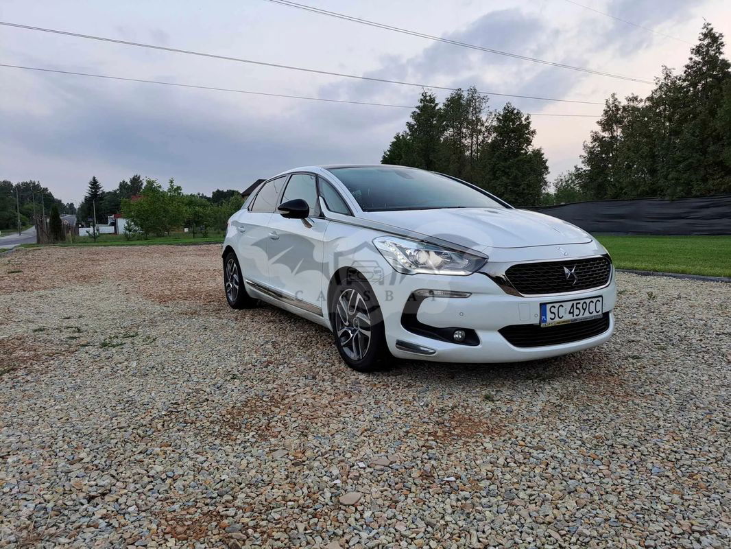 DS DS5 2017
