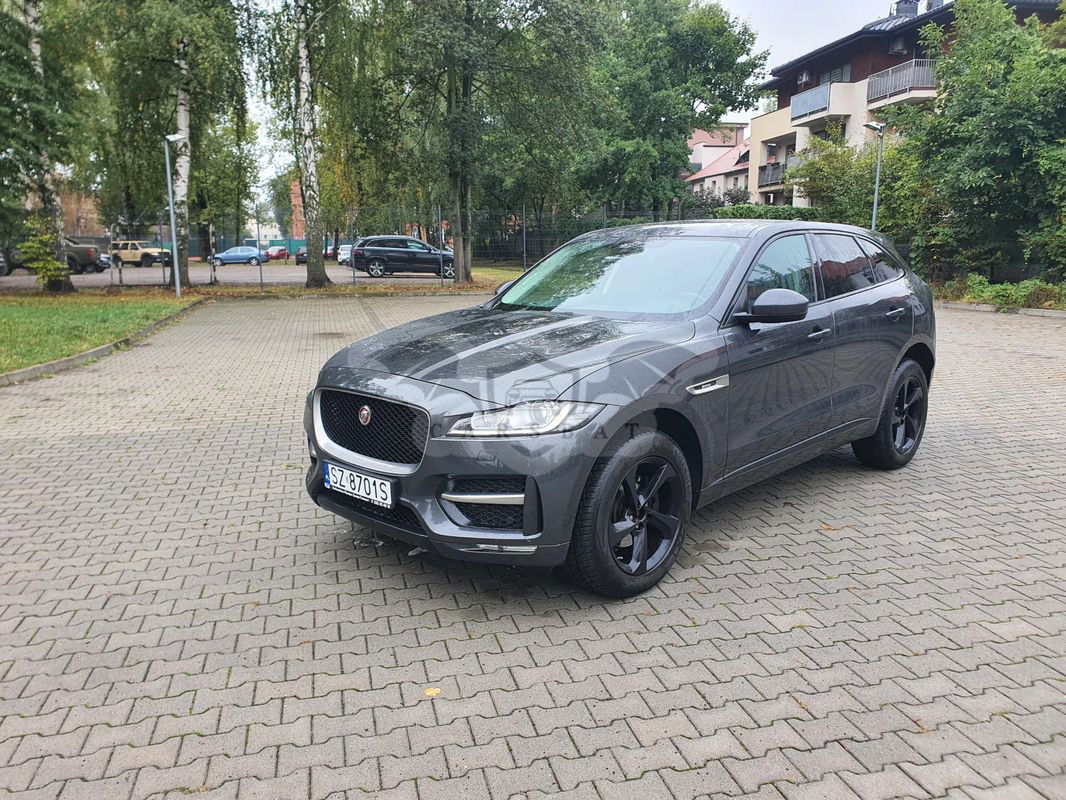 Jaguar F-Pace 2.0 i4D RWD R-Sport 2017