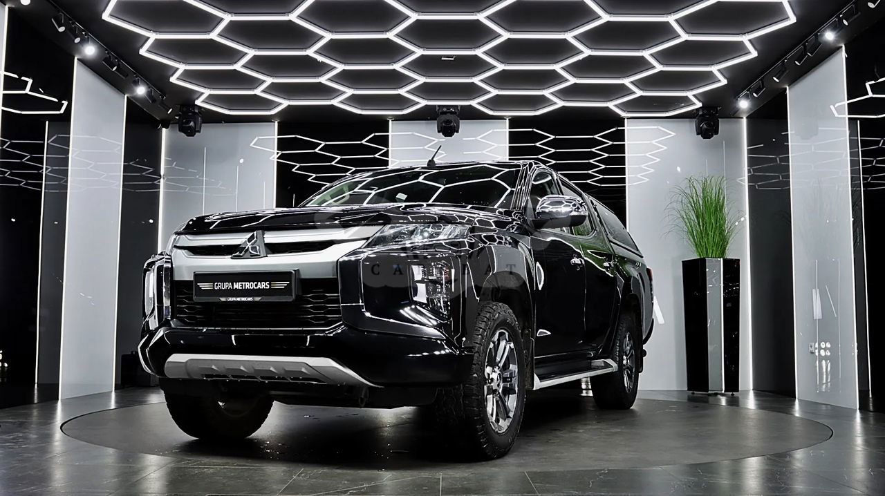 Mitsubishi L200 2.2 d DC Intense 2020