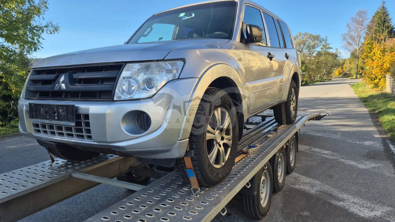 Mitsubishi Pajero IV 3.2 DID Intense 2013