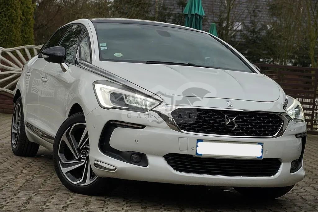 DS DS5 2017
