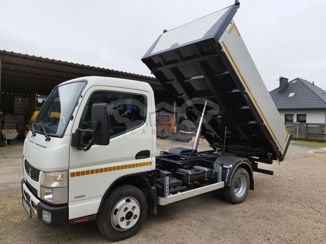 Mitsubishi Fuso Canter 2023