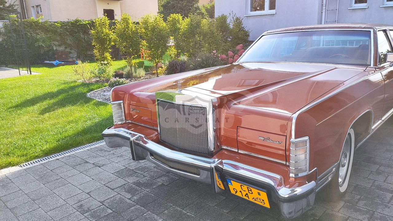 Lincoln Town Car 1977