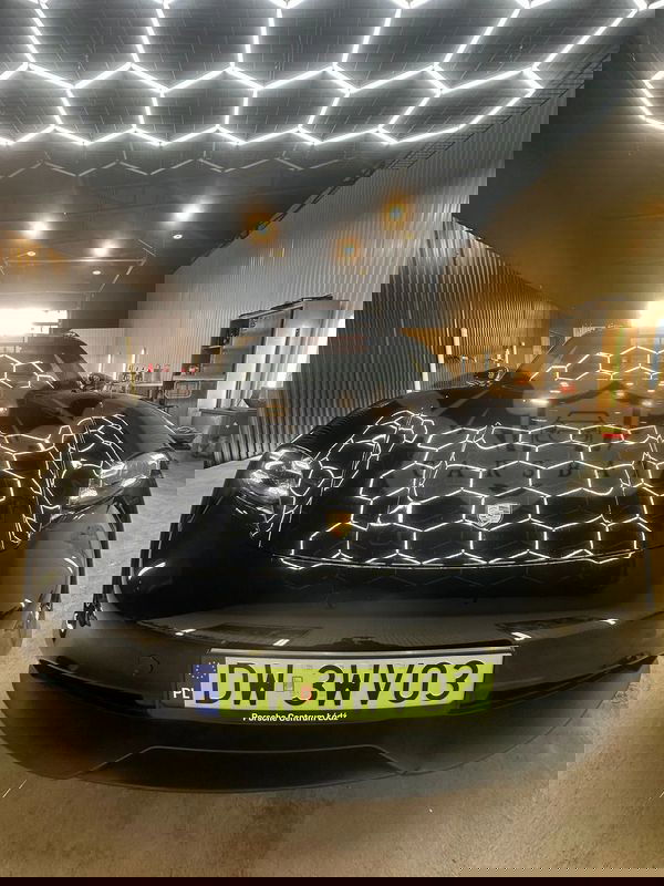 Porsche Taycan 2023