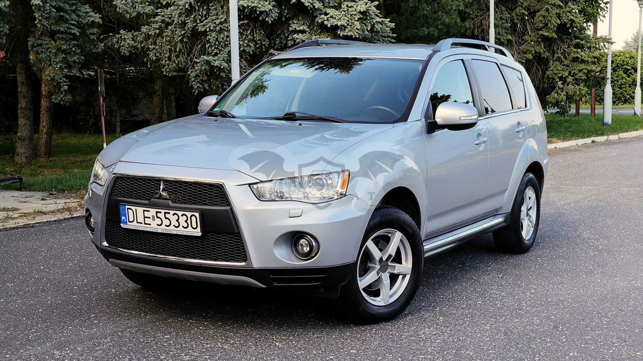 Mitsubishi Outlander II 2.0 2WD Edition 2011