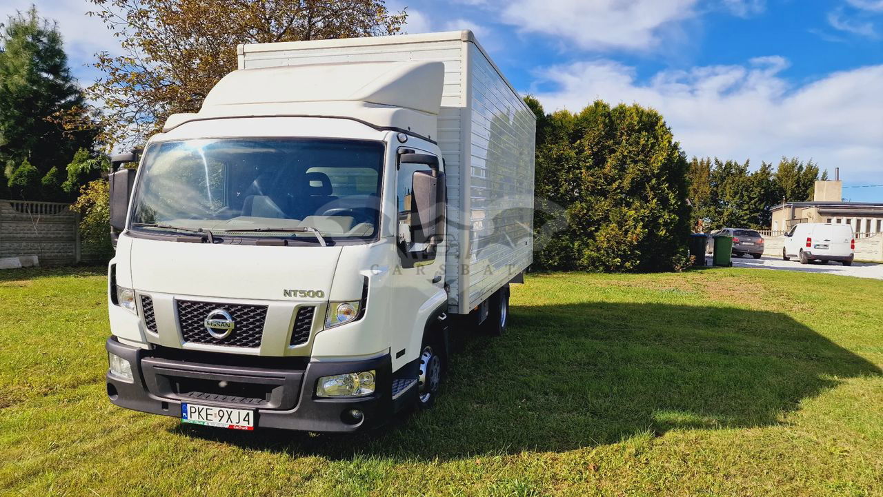 Nissan NT 2016