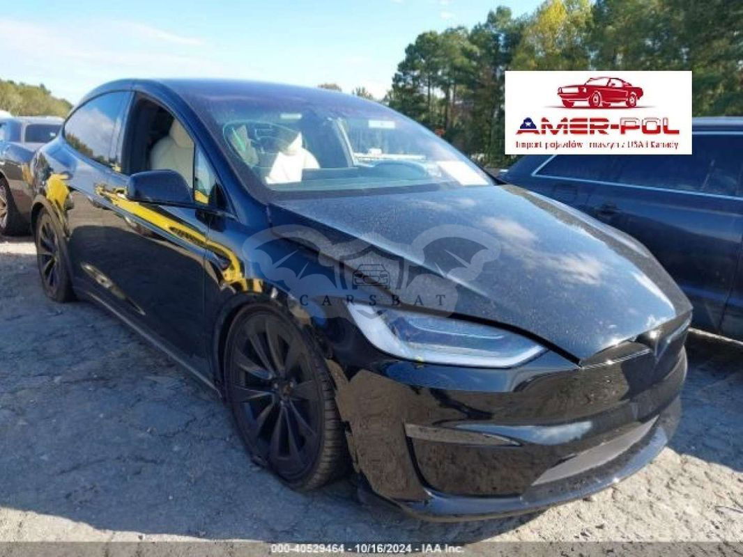 Tesla Model X 2022