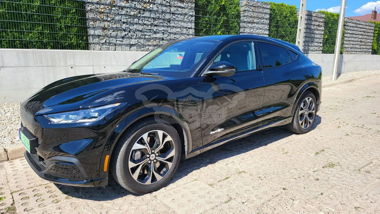 Ford Mustang Mach-E 73 kWh AWD Premium 2023