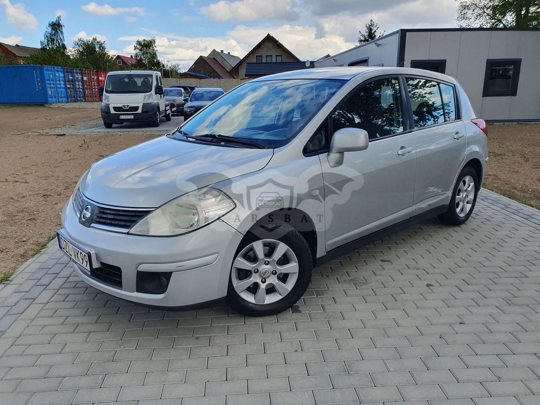 Nissan Tiida 1.6 Visia 2009