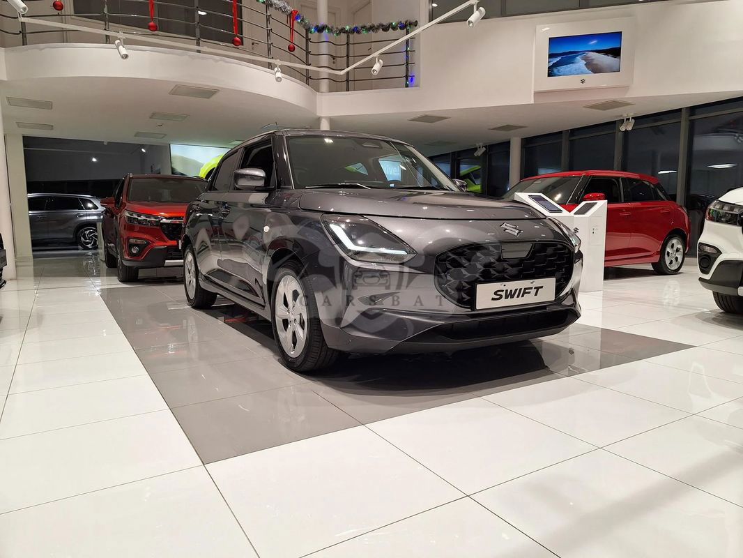 Suzuki Swift VII 1.2 Dualjet SHVS Premium Plus CVT 2024