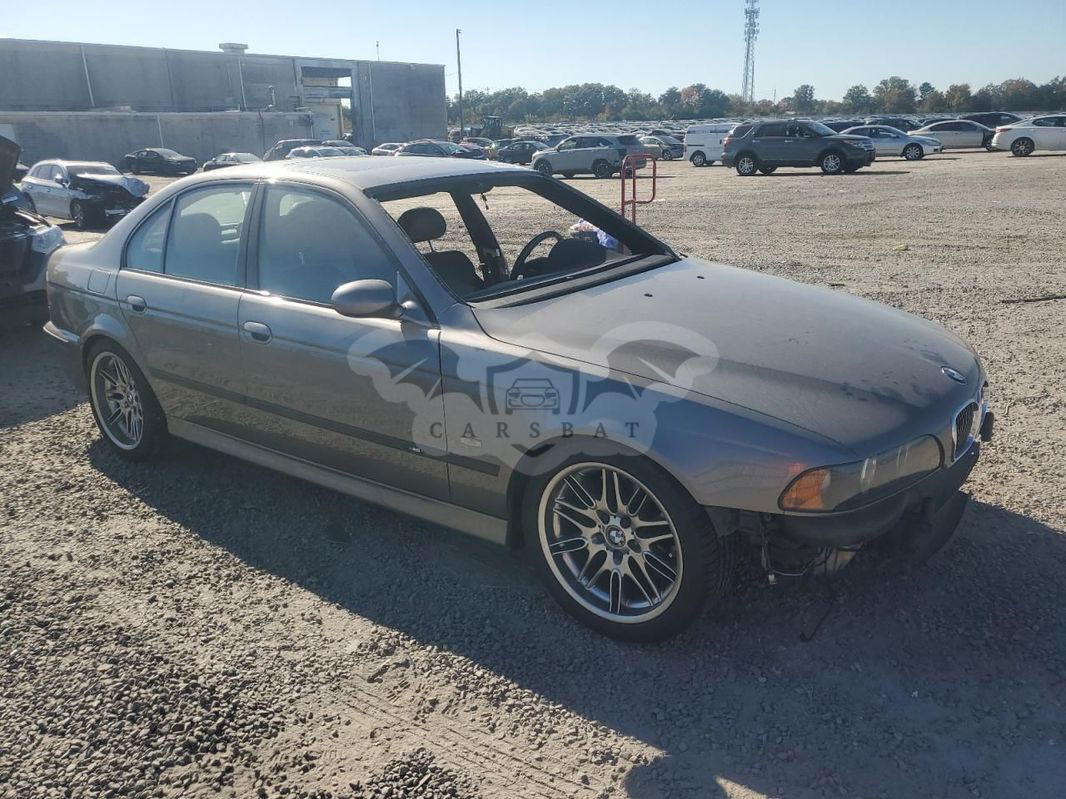 BMW M5 2003