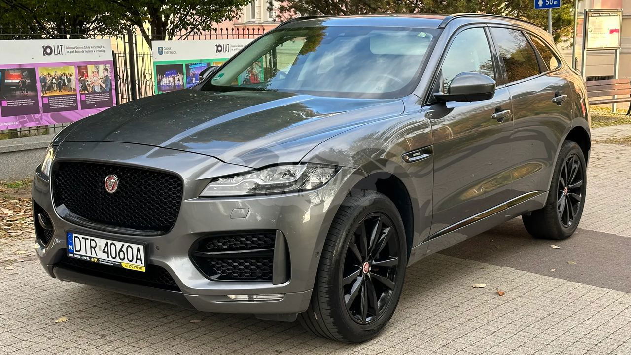 Jaguar F-Pace D200 AWD R-Dynamic Black 2017