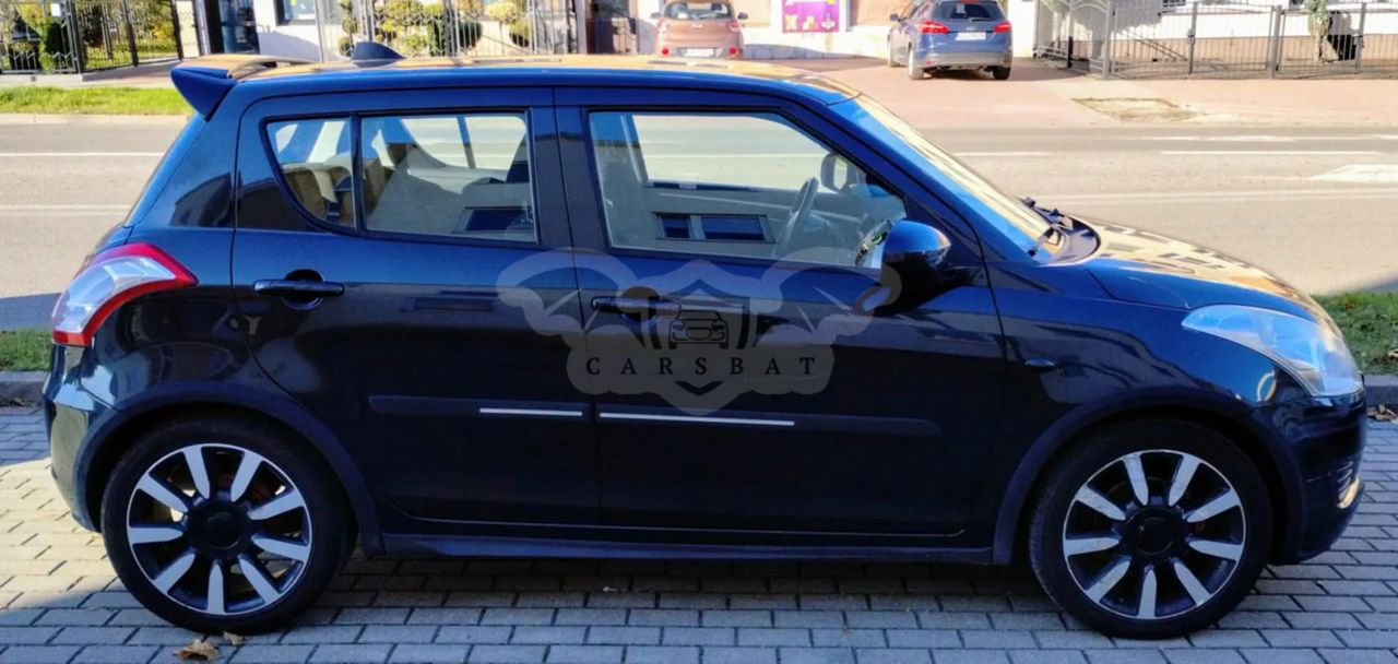 Suzuki Swift V 1.2 Premium 2011