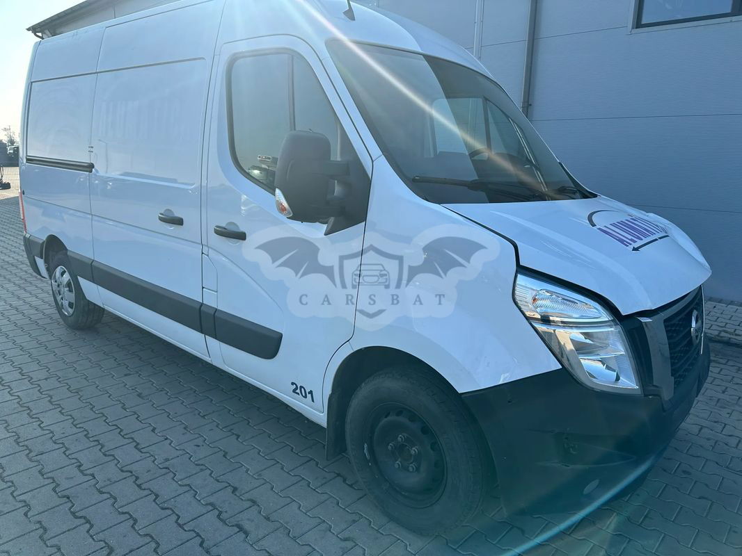 Nissan Interstar 2022