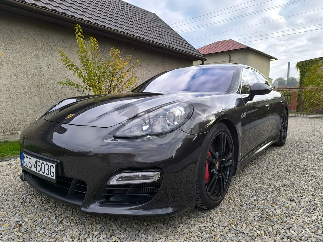 Porsche Panamera Turbo S PDK 2012