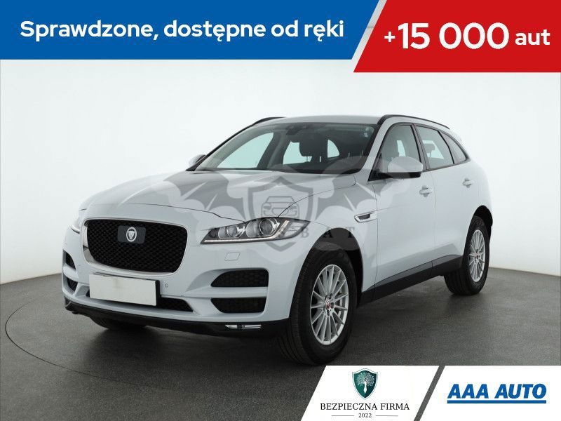 Jaguar F-Pace 2016