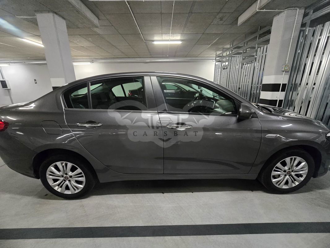 Fiat Tipo II 1.4 16v Lounge 2020