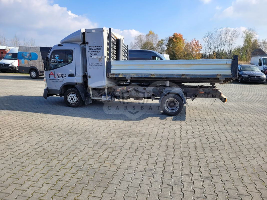 Mitsubishi Fuso Canter 2012