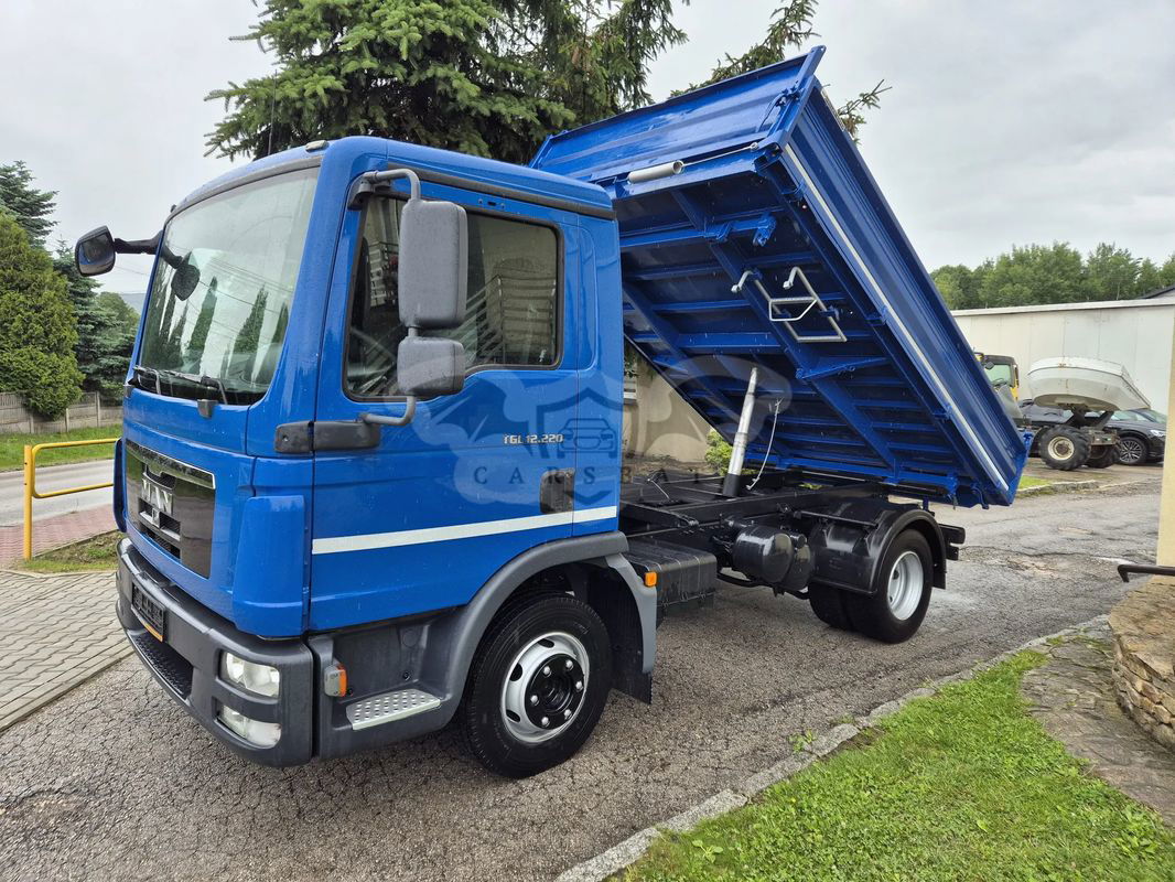 MAN M2000 2012