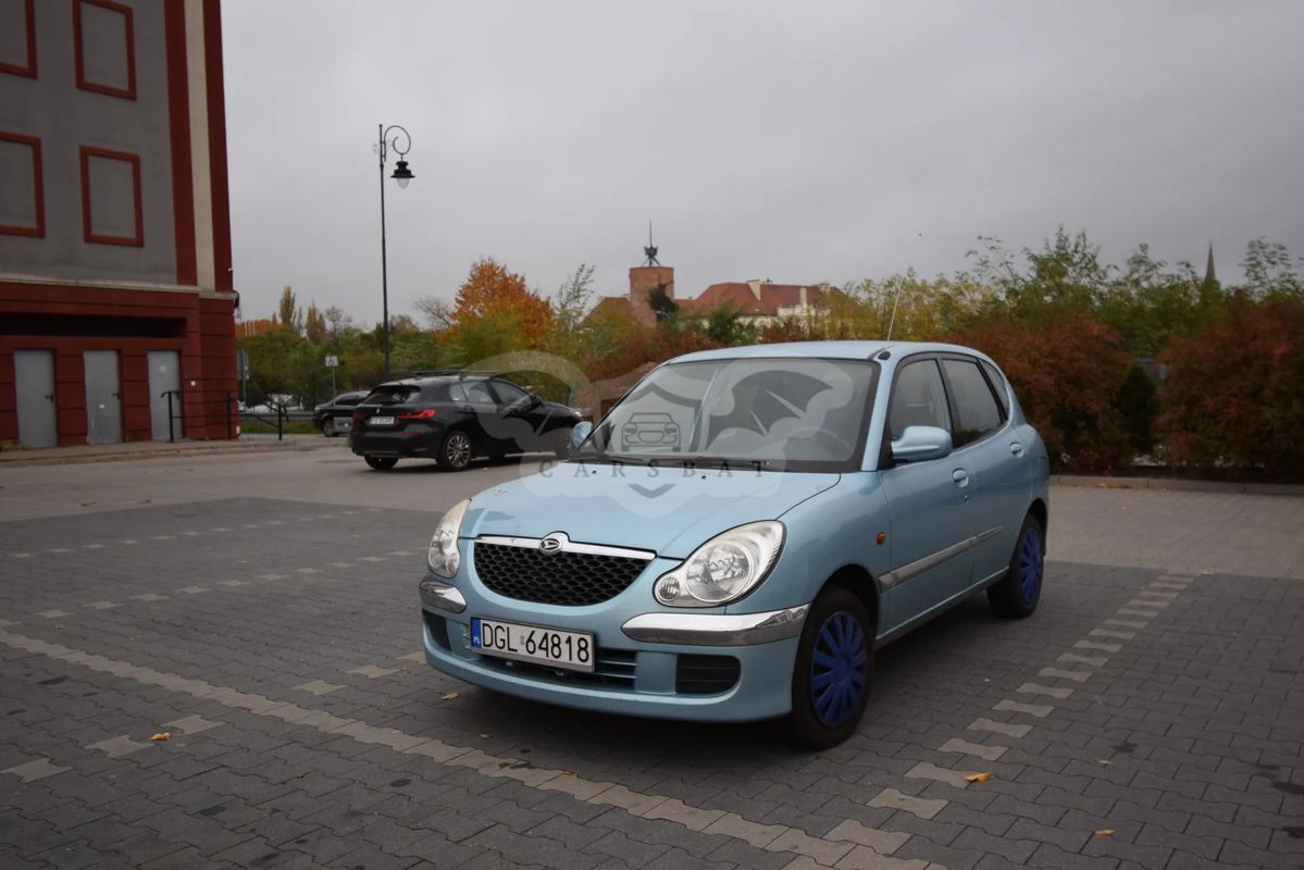 Daihatsu Sirion 2003