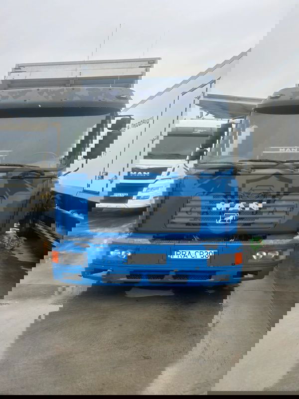 MAN F2000 2002