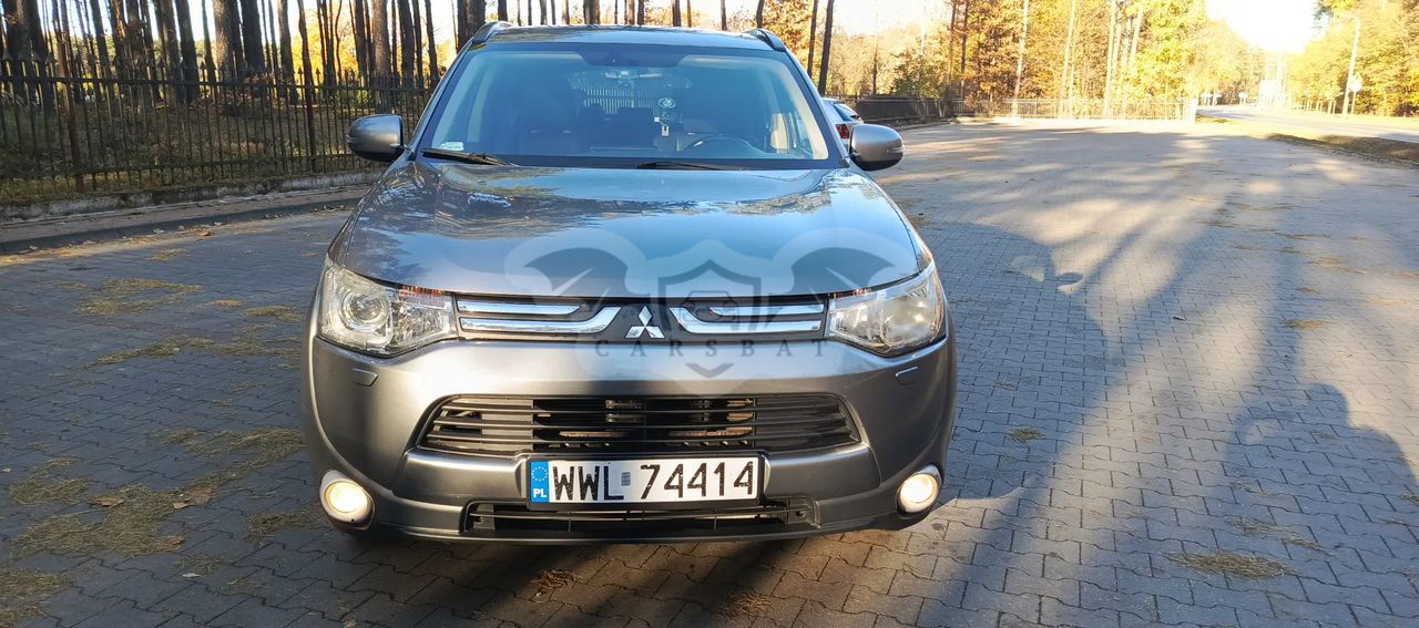 Mitsubishi Outlander III 2.0 Intense + 2013