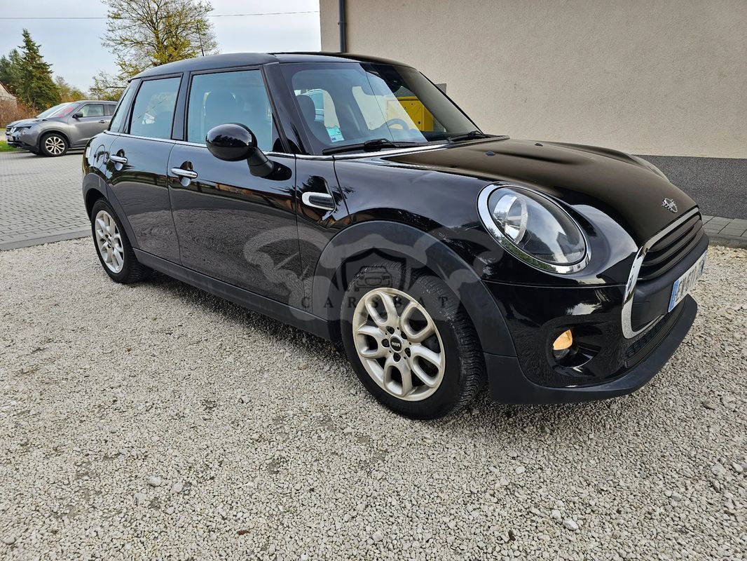Mini Cooper Essential Trim 2018