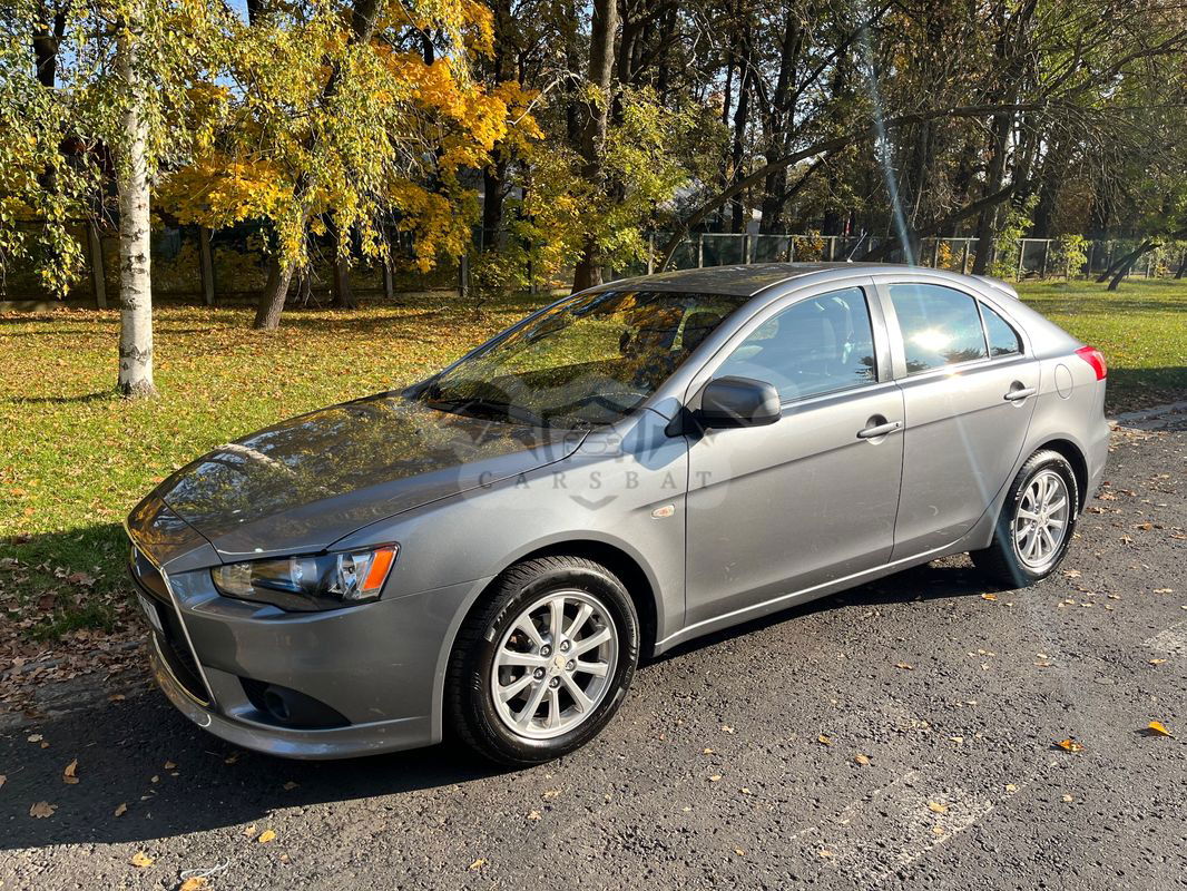 Mitsubishi Lancer IX 1.6 Inform 2012