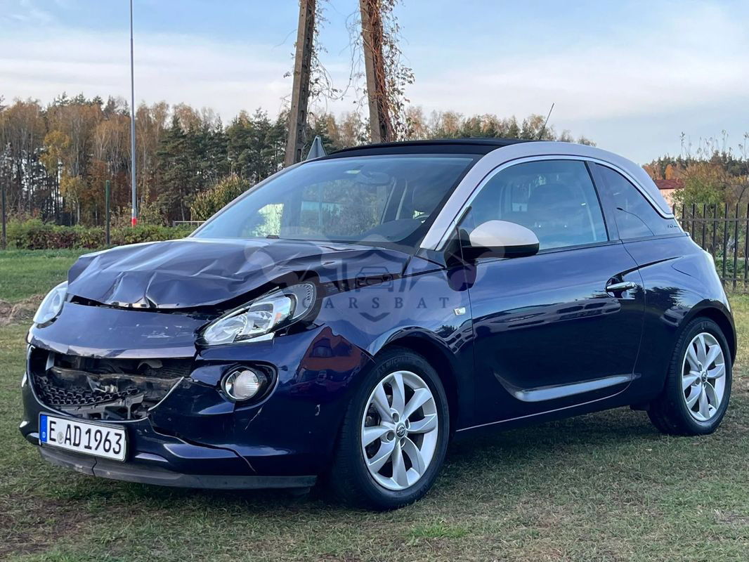 Opel Adam 2015