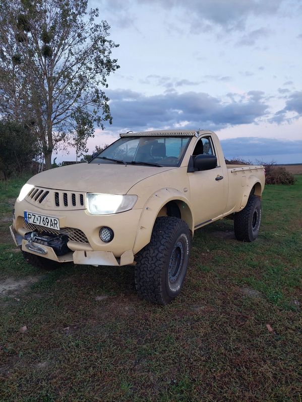 Mitsubishi L200 2008
