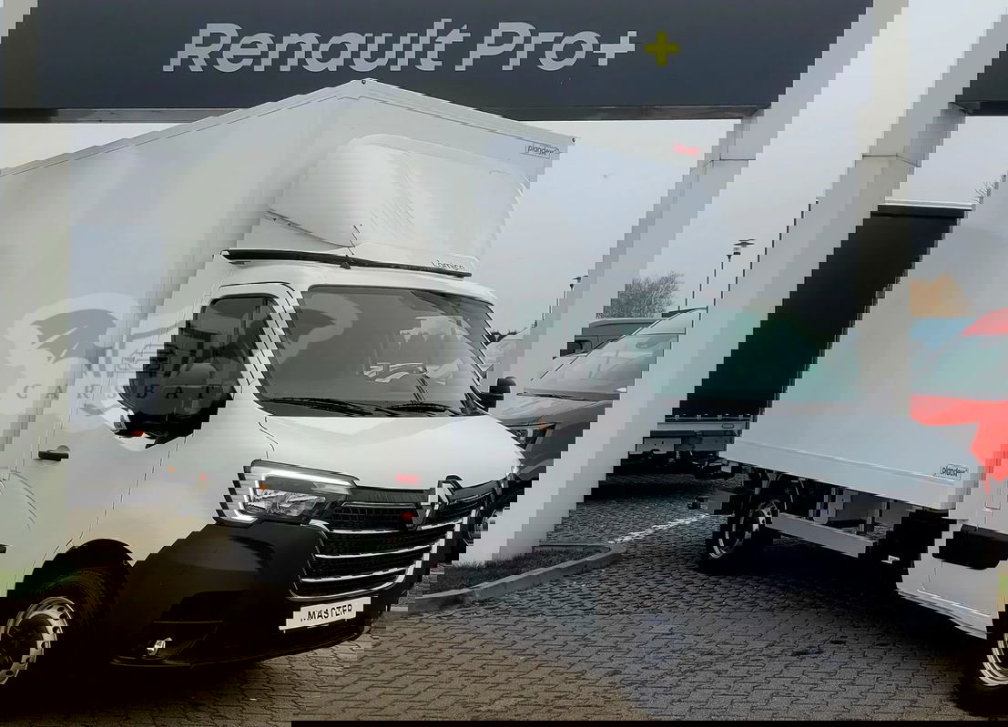 Renault Master 2024