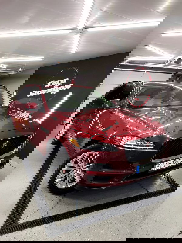 Jaguar F-Pace 2017