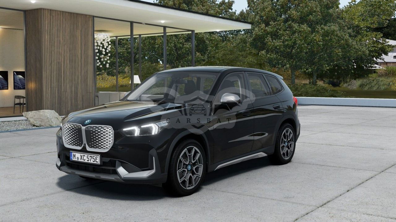 BMW iX1 2024