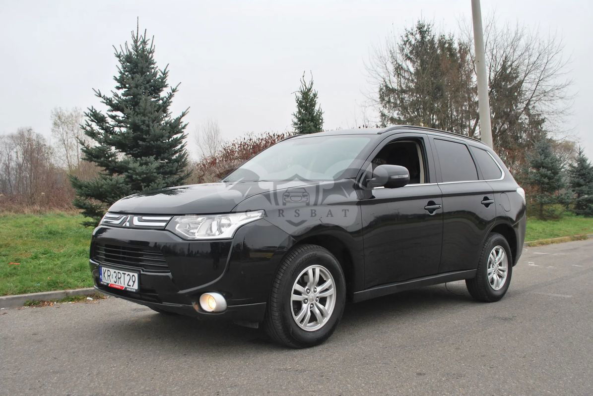 Mitsubishi Outlander III 2013