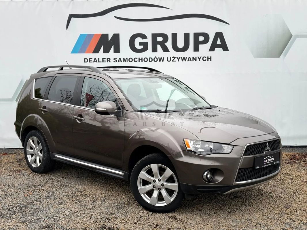 Mitsubishi Outlander II 2.0 2WD Invite 2011