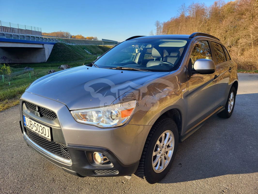 Mitsubishi ASX 1.6 Invite Navi 2012