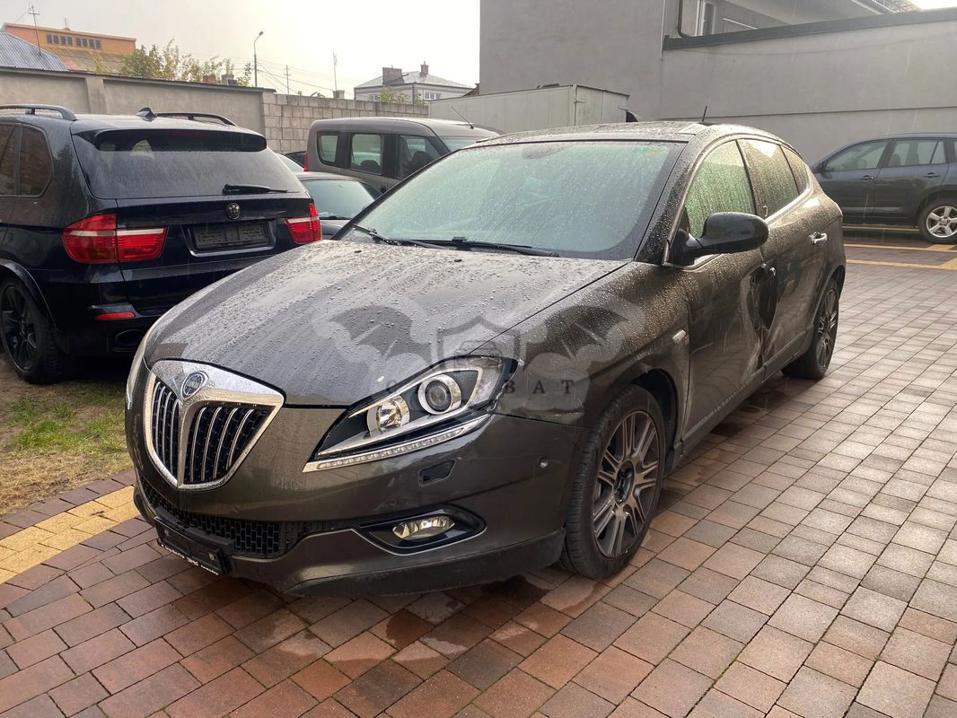 Lancia Delta 1.8 Di TurboJet 16v Automatik Gold 2010