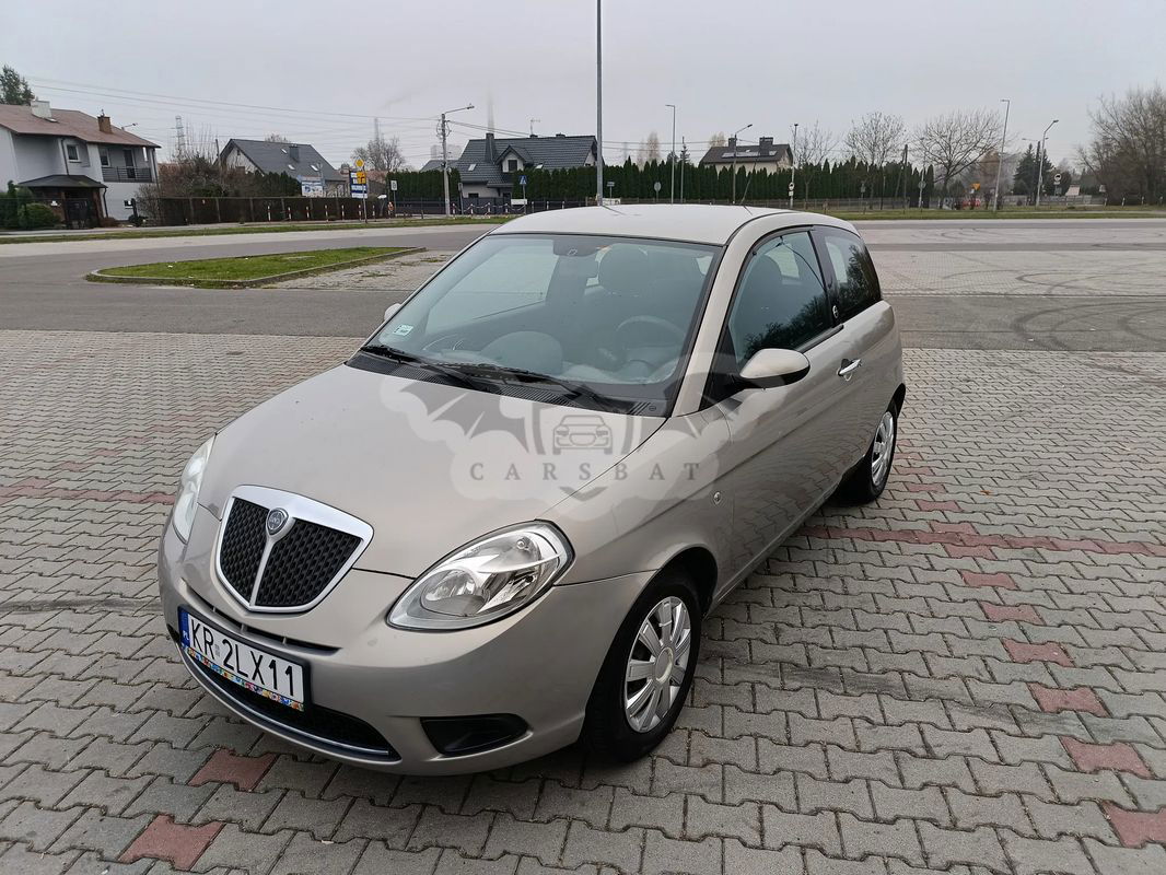 Lancia Ypsilon 1.4 8V Oro (4 os.) 2009