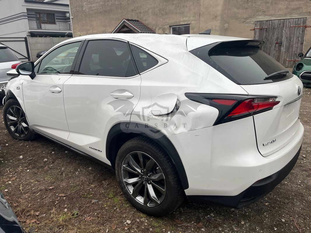 Lexus NX I 300h Business Edition AWD 2014