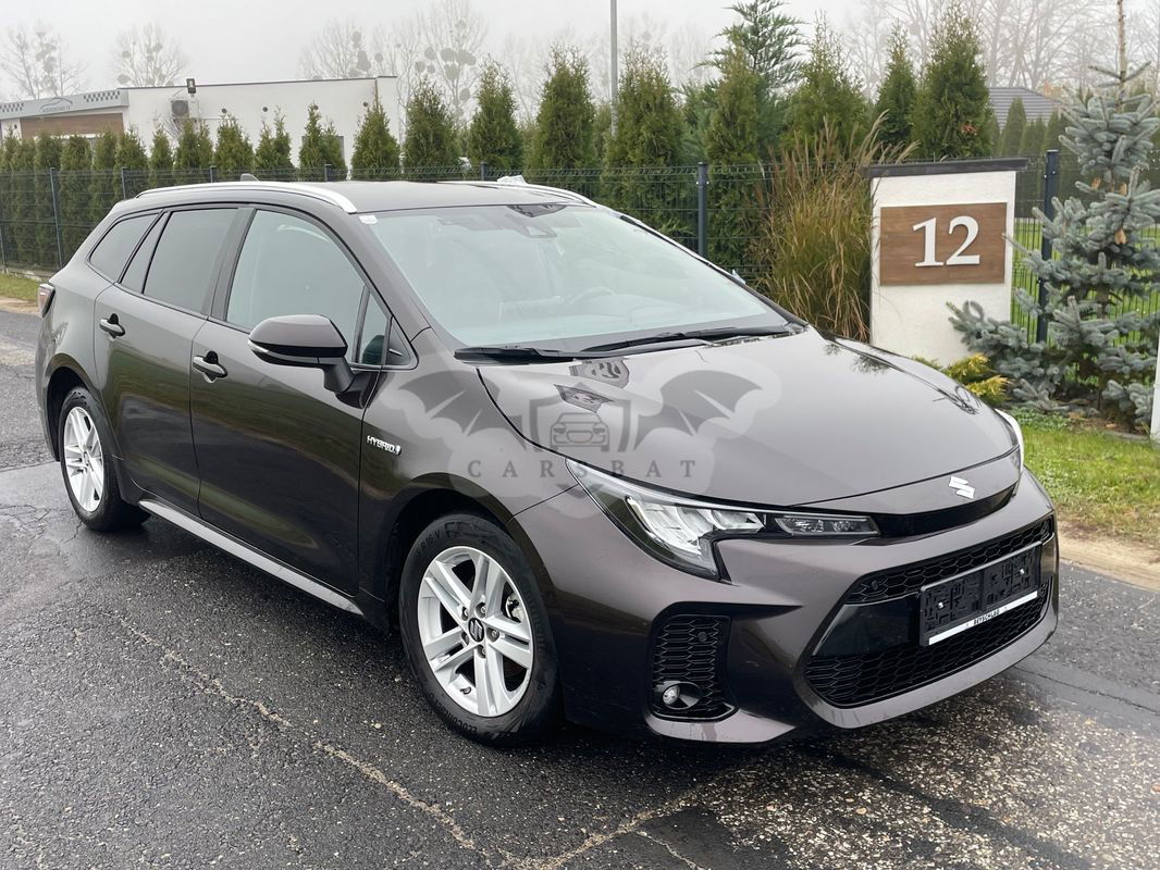 Suzuki Swace 1.8 Hybrid Premium Plus CVT 2023