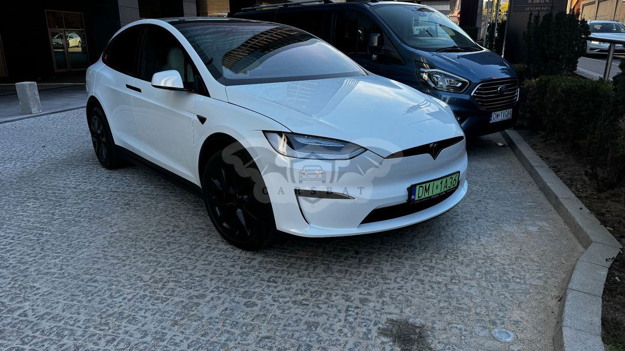 Tesla Model X Plaid 2022