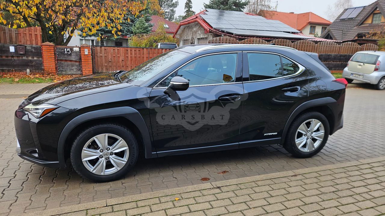 Lexus UX 2020
