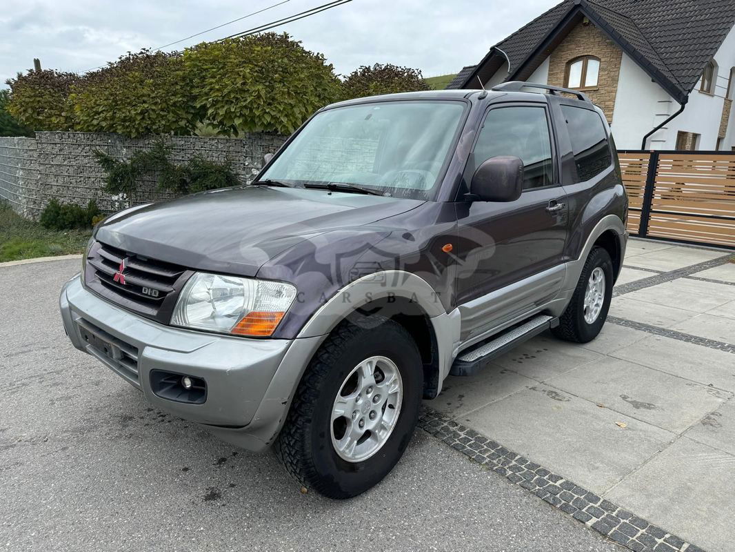 Mitsubishi Pajero III 2000