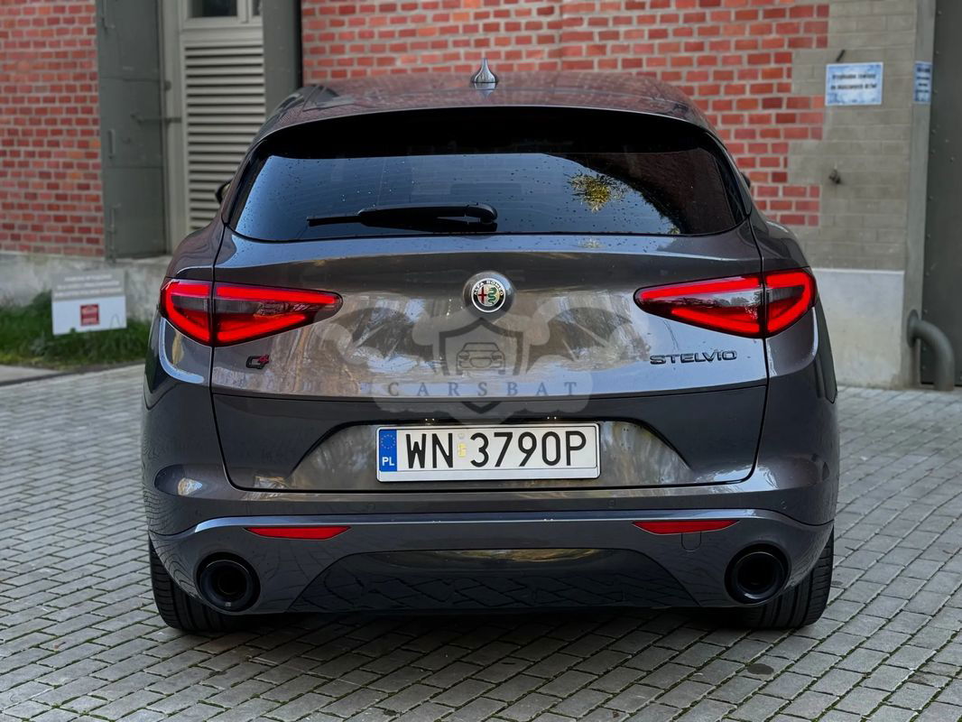 Alfa Romeo Stelvio 2.0 Turbo Veloce Q4 2021