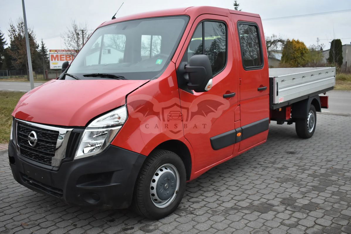 Nissan NV400 2019