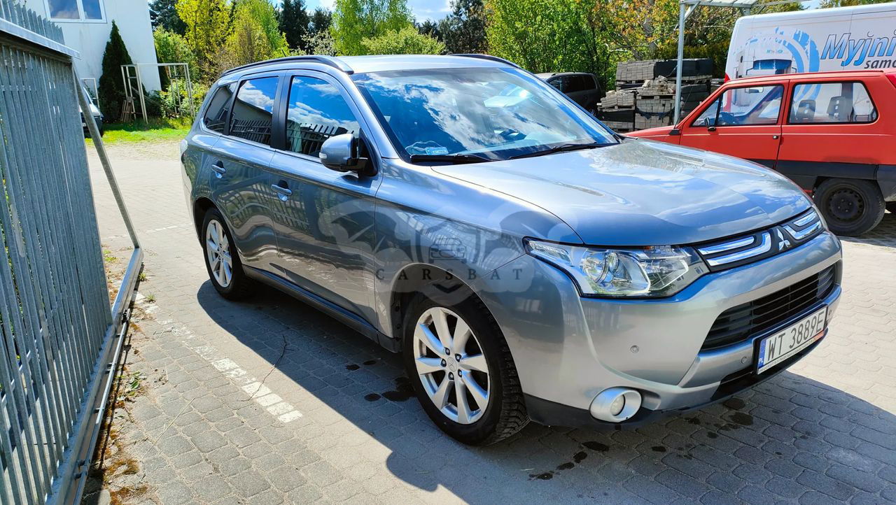 Mitsubishi Outlander III 2.0 Intense 2012